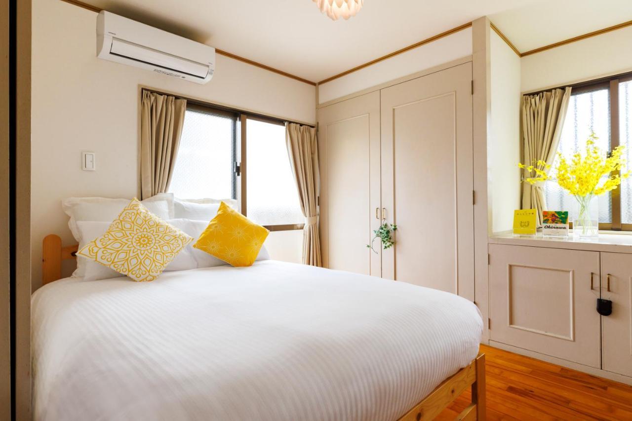 Naha Gajumaru Apartment Hotel 301 Buitenkant foto