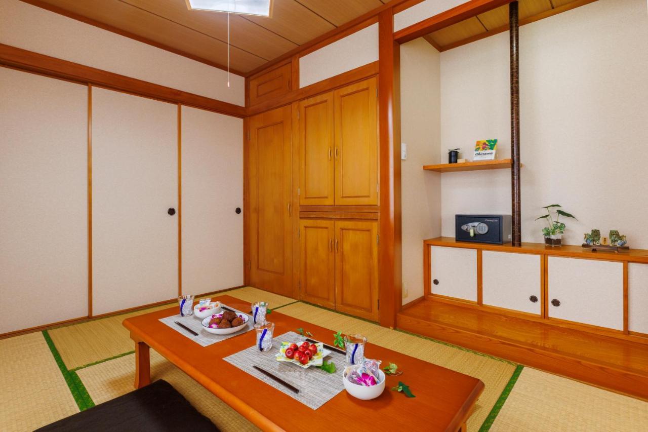Naha Gajumaru Apartment Hotel 301 Buitenkant foto