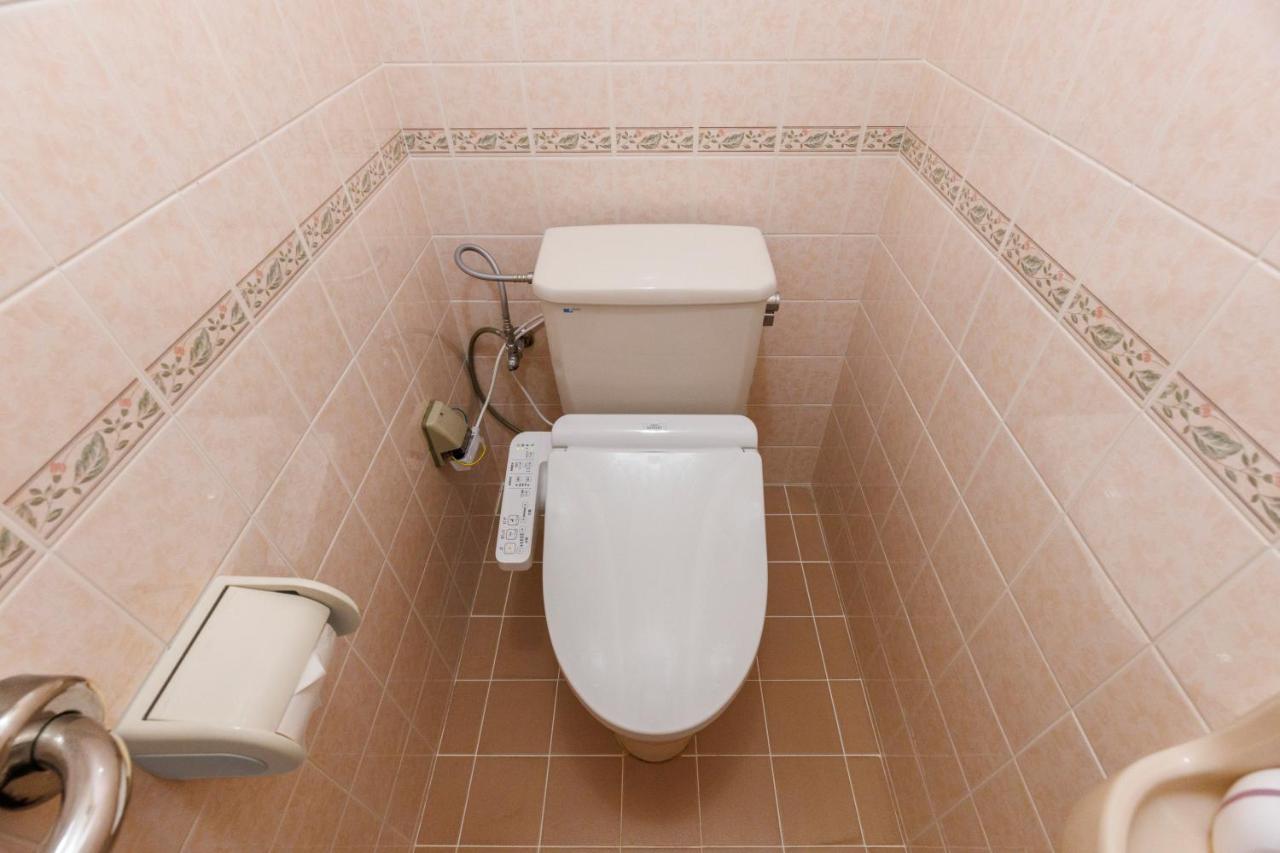 Naha Gajumaru Apartment Hotel 301 Buitenkant foto